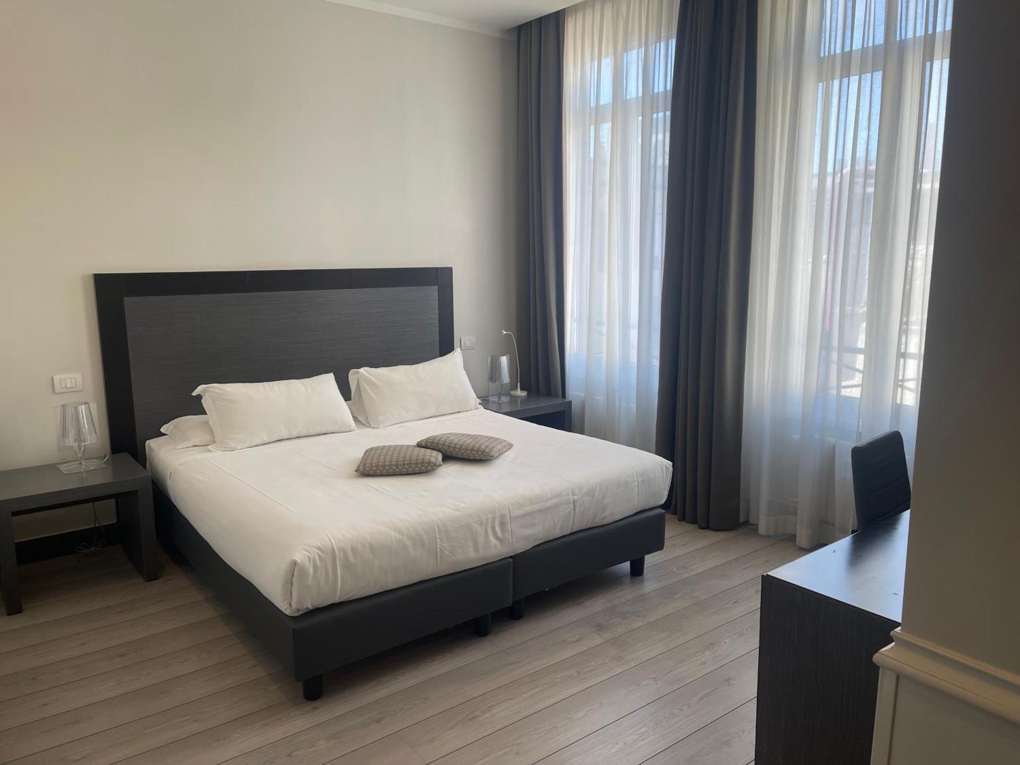 Nazionale 51 Group Bed & Breakfast Roma Ngoại thất bức ảnh