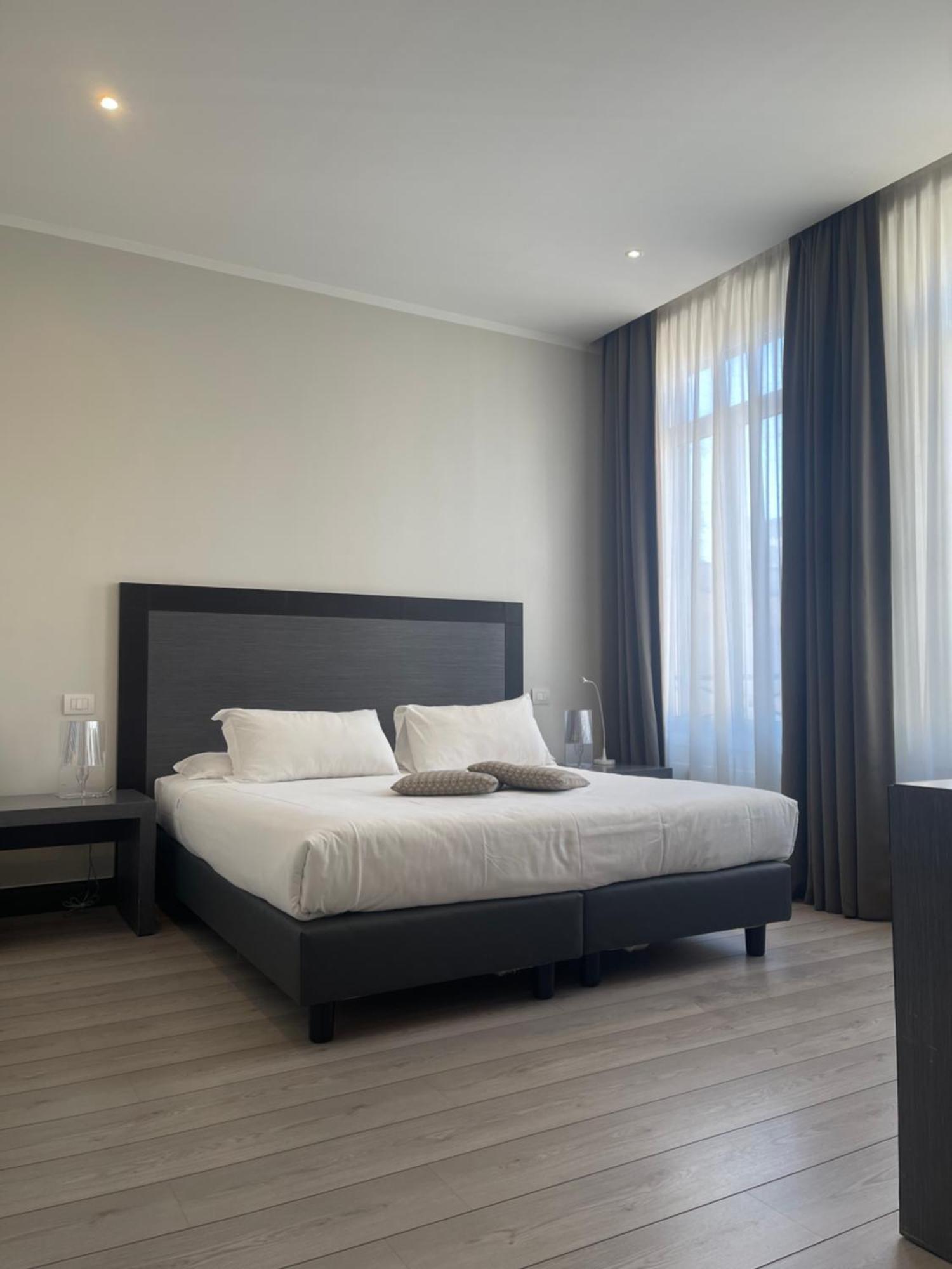 Nazionale 51 Group Bed & Breakfast Roma Ngoại thất bức ảnh